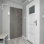 Unique One Bedroom With Balcony In By Renters Lägenhet *