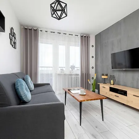 Unique One Bedroom With Balcony In By Renters Appartement