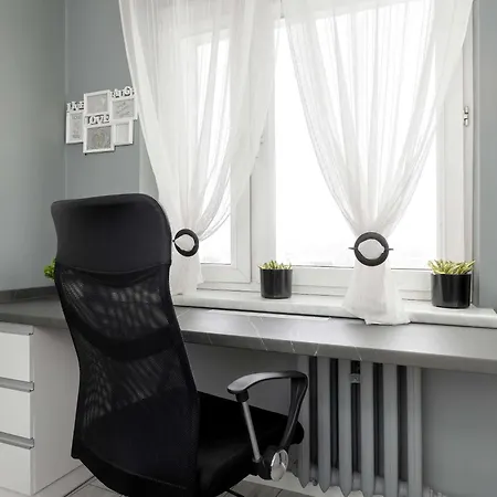 Unique One Bedroom With Balcony In By Renters Appartement Rzeszów
