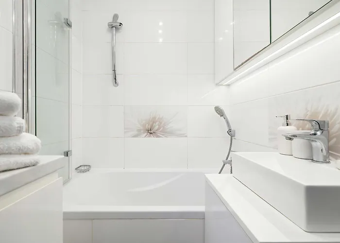 Unique One Bedroom With Balcony In By Renters Rzeszów